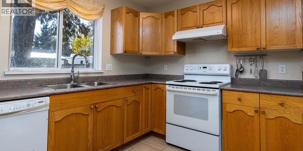 5 2705 KALUM STREET Terrace Photo 9 5 2705 KALUM STREET Terrace Photo 9